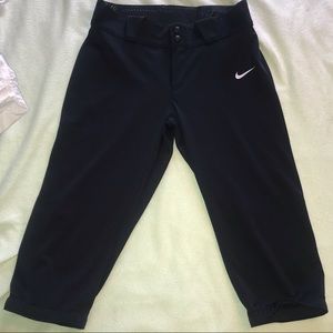 Black Nike Women’s Softball Pants! 🥎